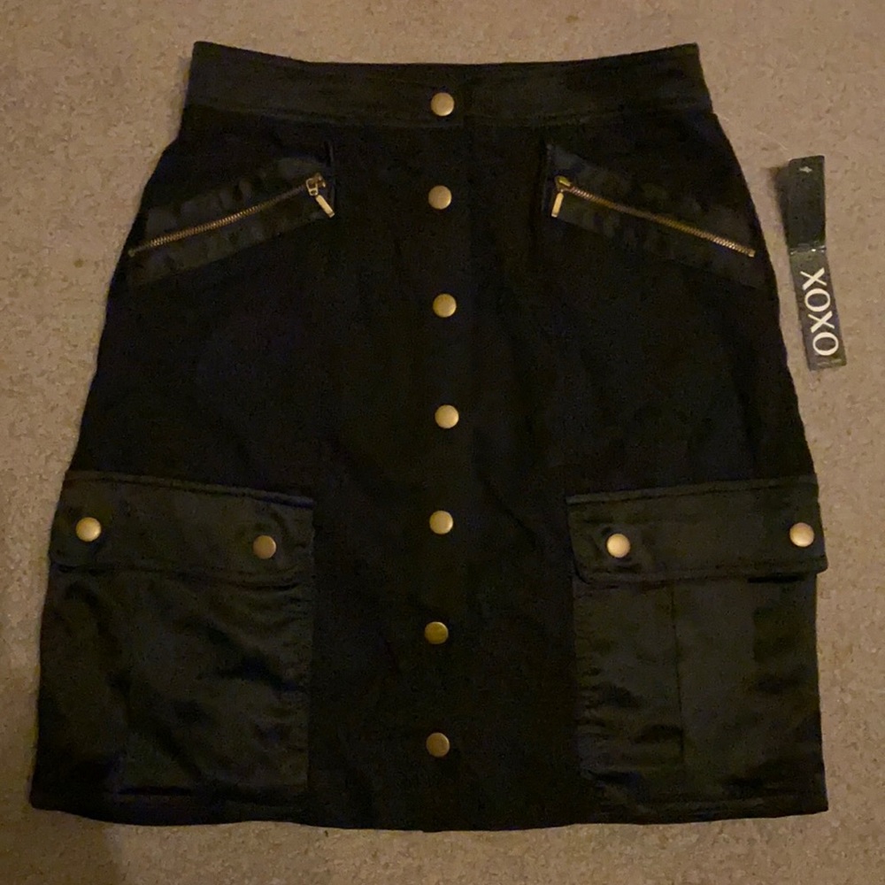 XOXO black snap button skirt. Size small. New+tags!